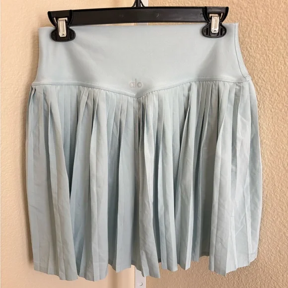 Alo Yoga Grand Slam Tennis Skirt in Baby Blue - Size L - Picture 5 of 6